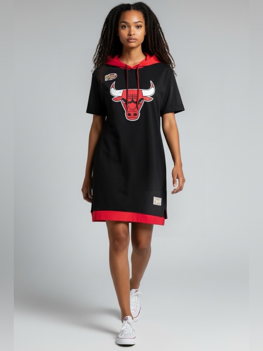 Vintage NBA Chicago Bulls 1996 Final women’s dress size Large in preowned.